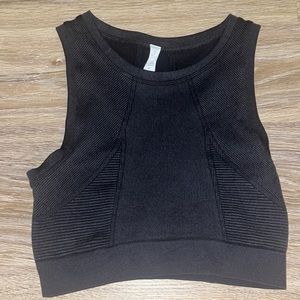 aerie tank.  black.   small